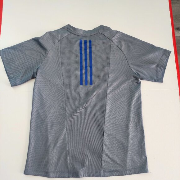 Adidas active wear T-shirt boys size S grey short sleeve mesh back - Picture 3 of 8